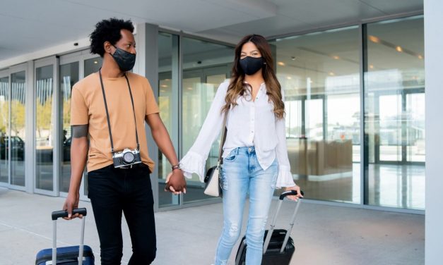 10 travel essentials you need to have in 2022