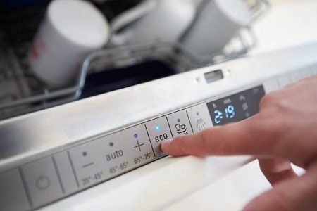 What to look for while buying a dishwasher