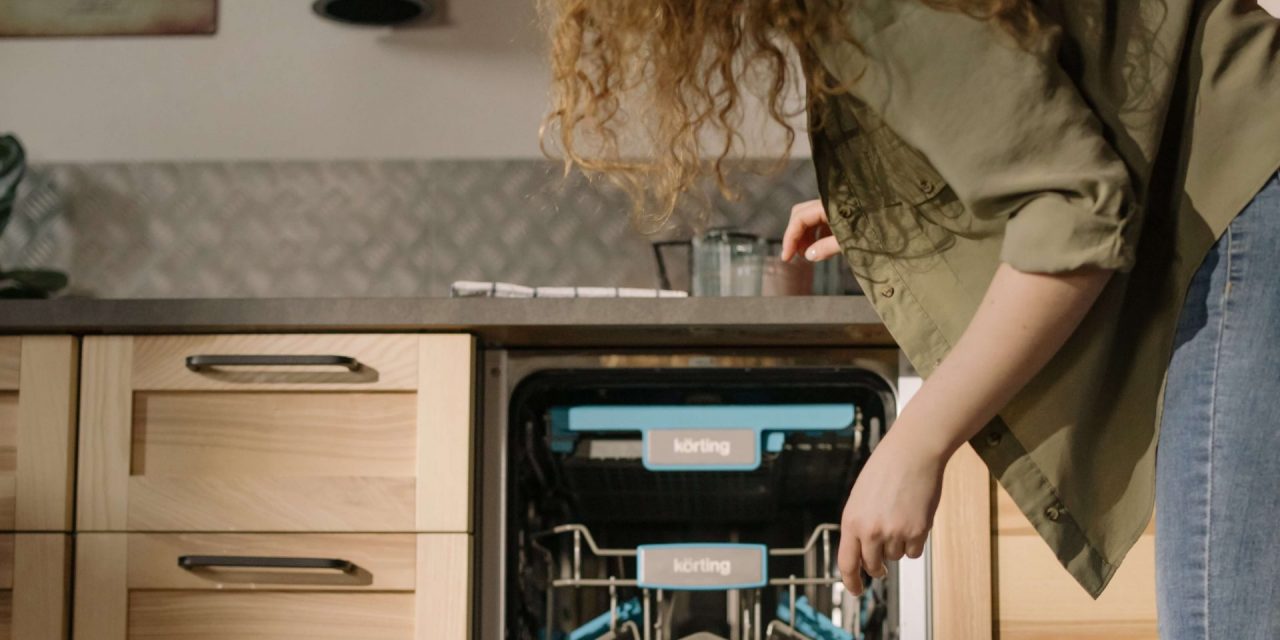 These 8 best dishwashers in UAE makes life easier and livelier