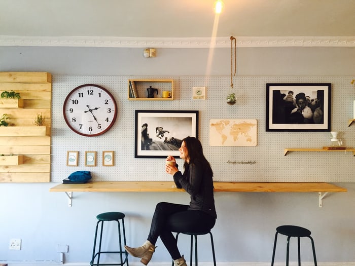 Build an aesthetic café corner in your home; here’s how