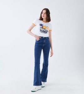 dark blue flared jeans vintage trends